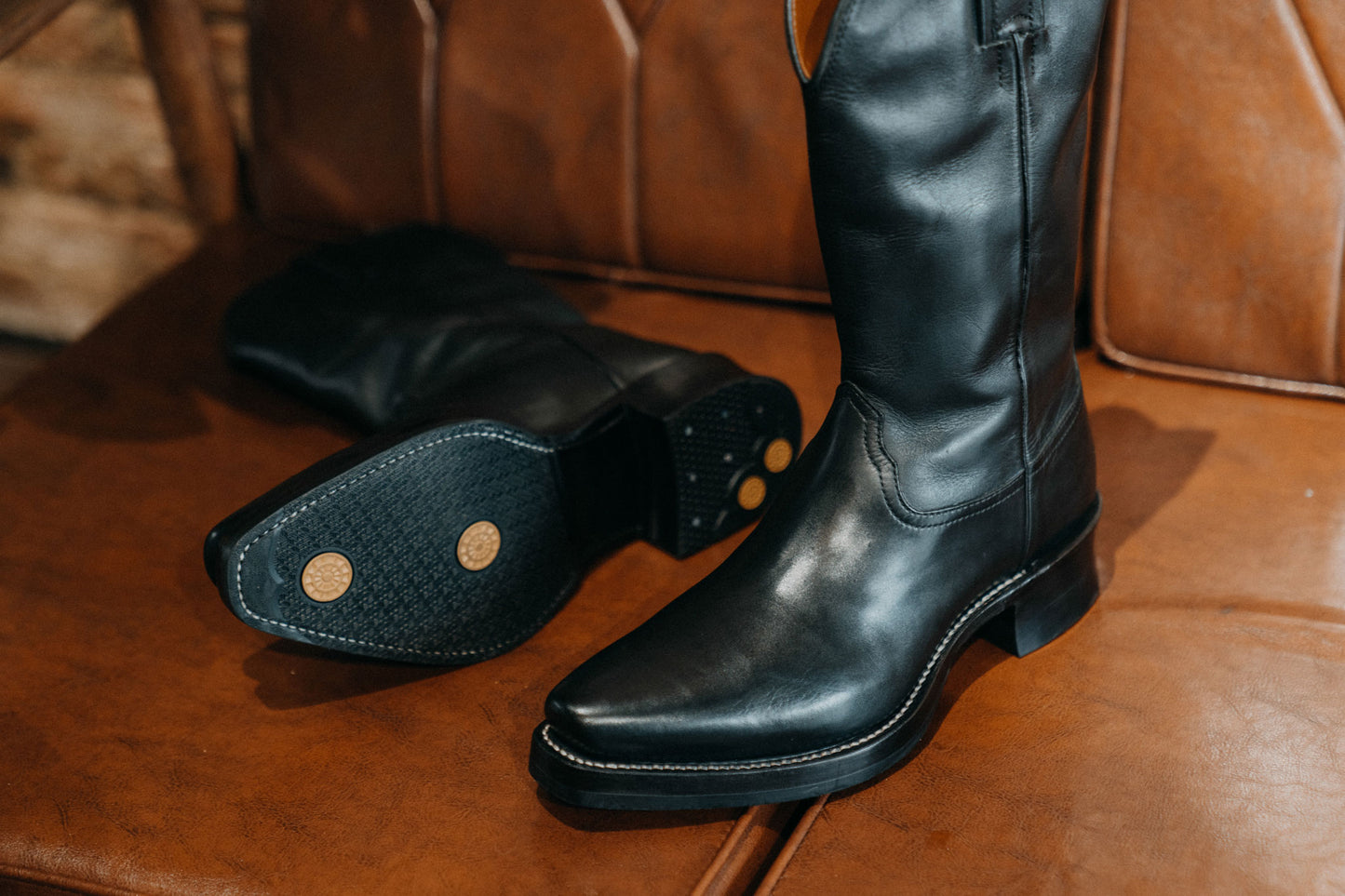 Boots Men Shoes BKR 3705
