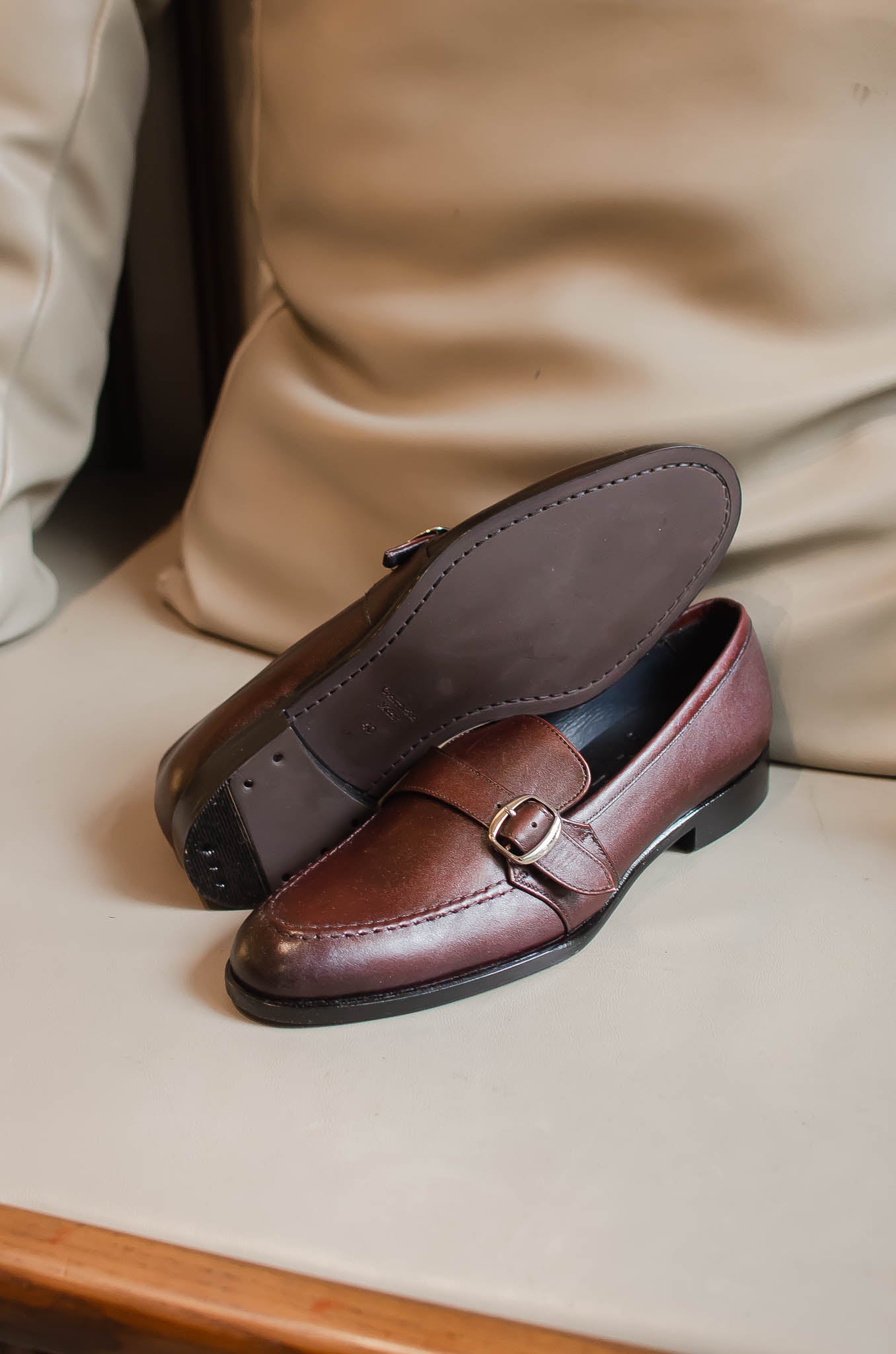 Loafer Men Shoes T 012
