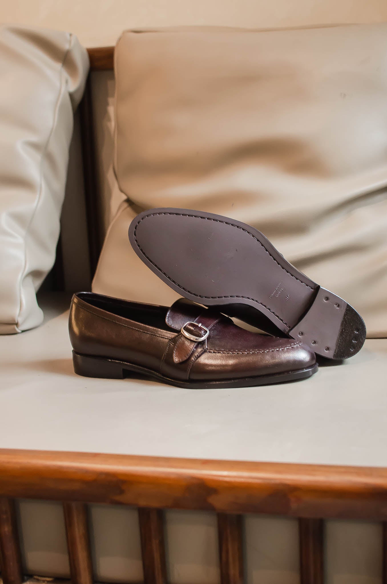 Loafer Men Shoes T 012