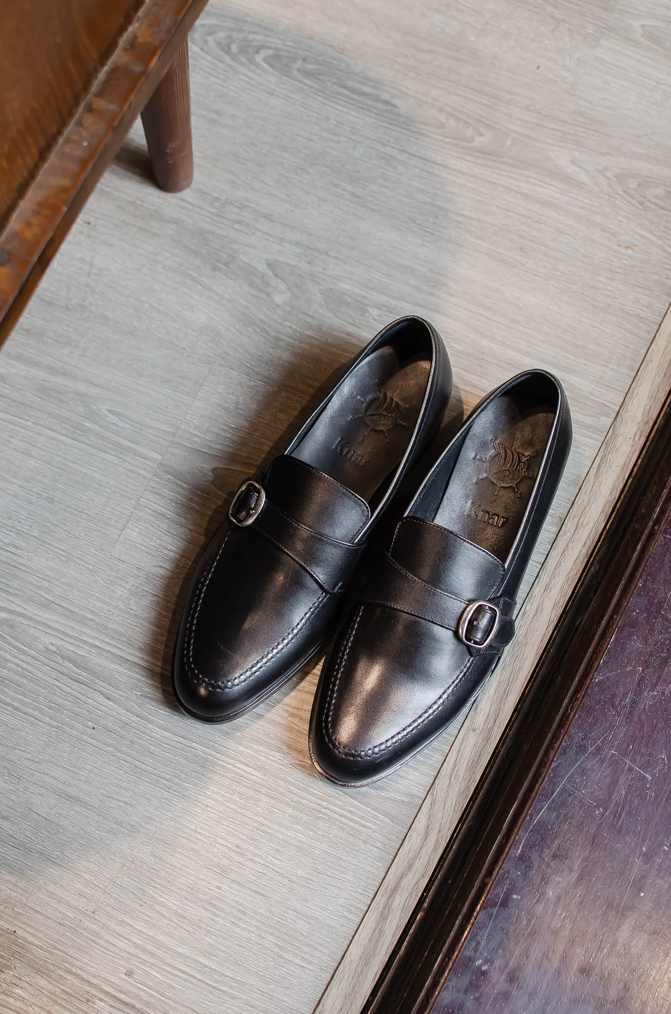 Loafer Men Shoes T 012