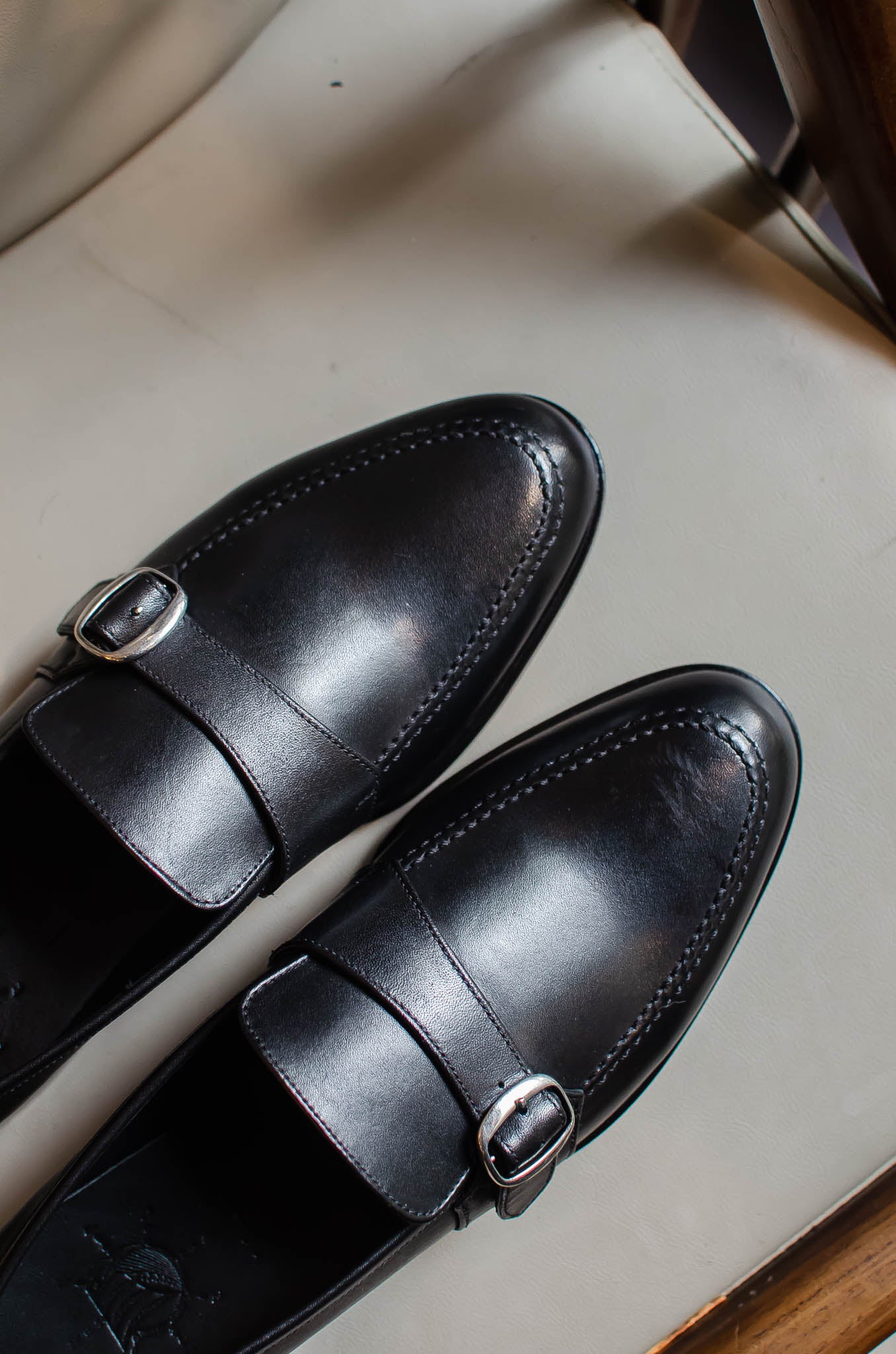 Loafer Men Shoes T 012