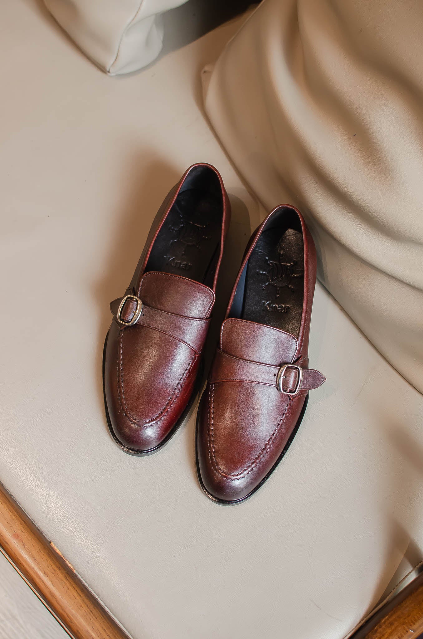 Loafer Men Shoes T 012
