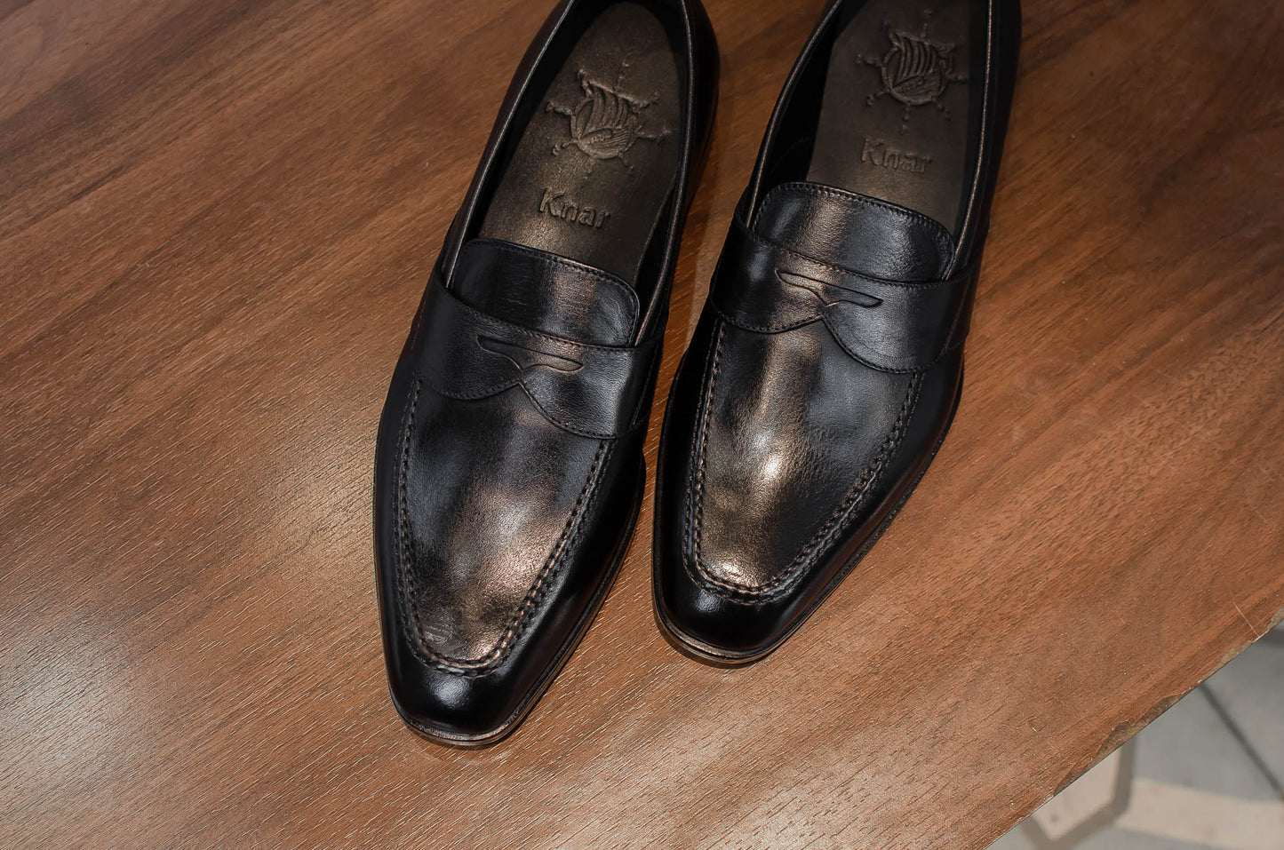 Loafer Men Shoes T 010