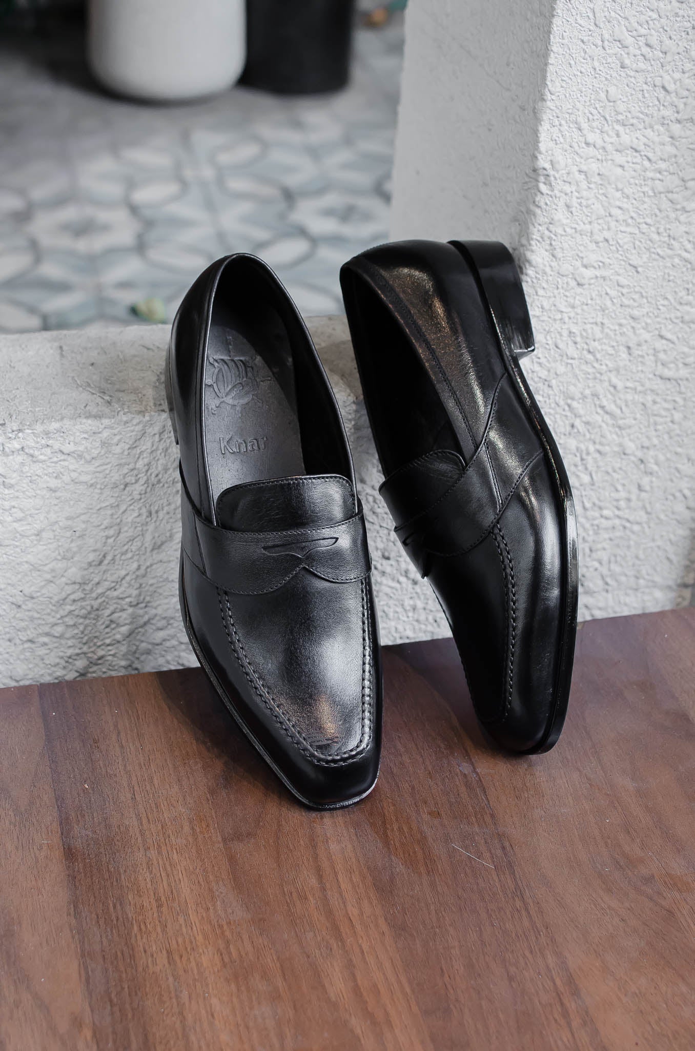 Loafer Men Shoes T 010