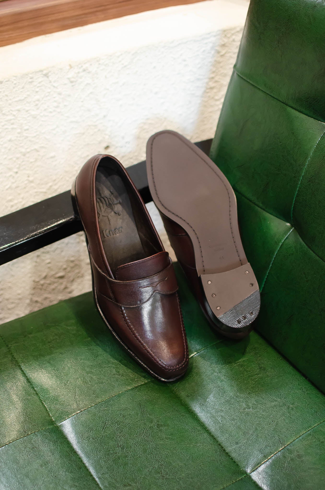 Loafer Men Shoes T 010