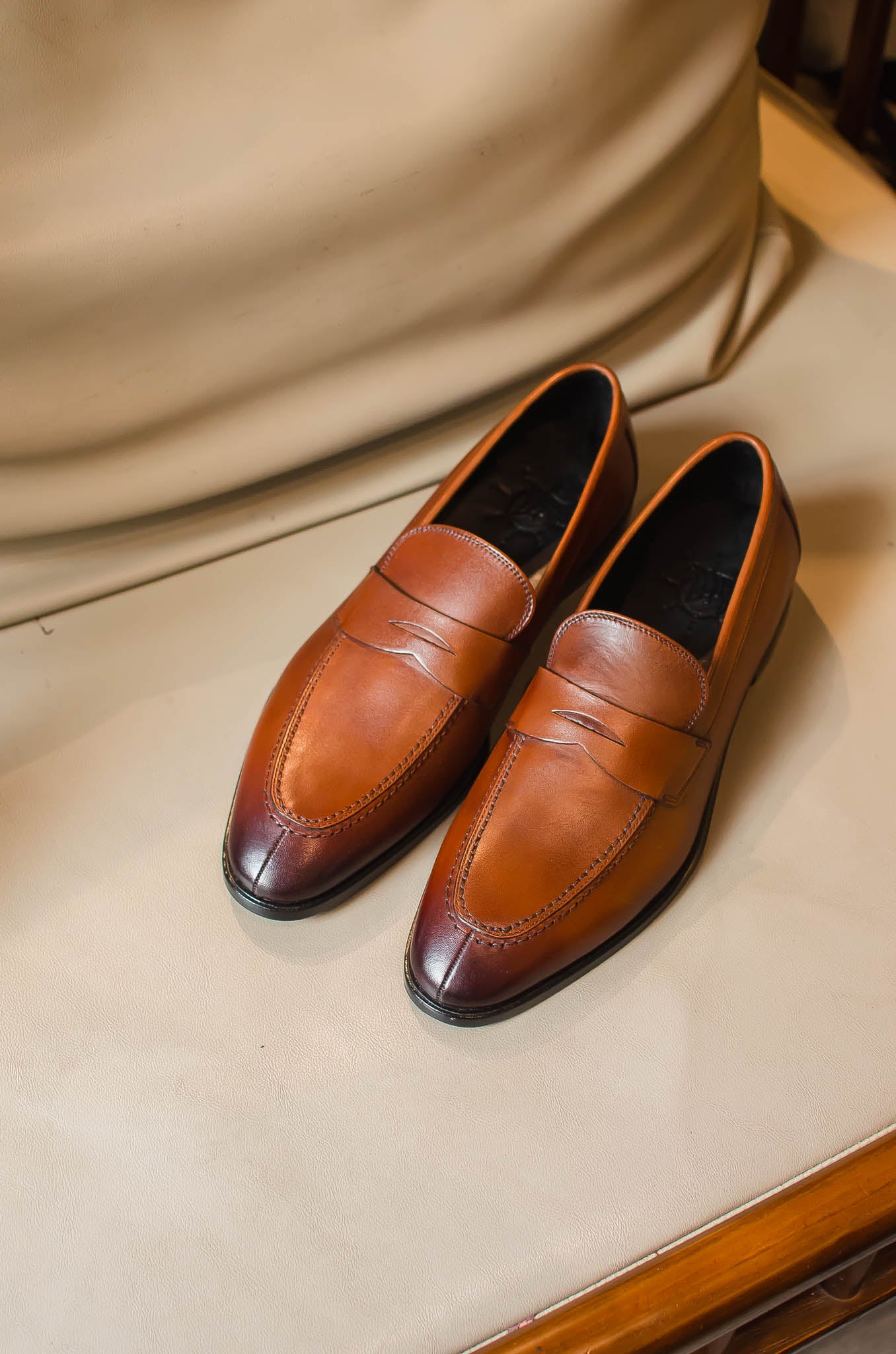 Loafer Men Shoes T 09