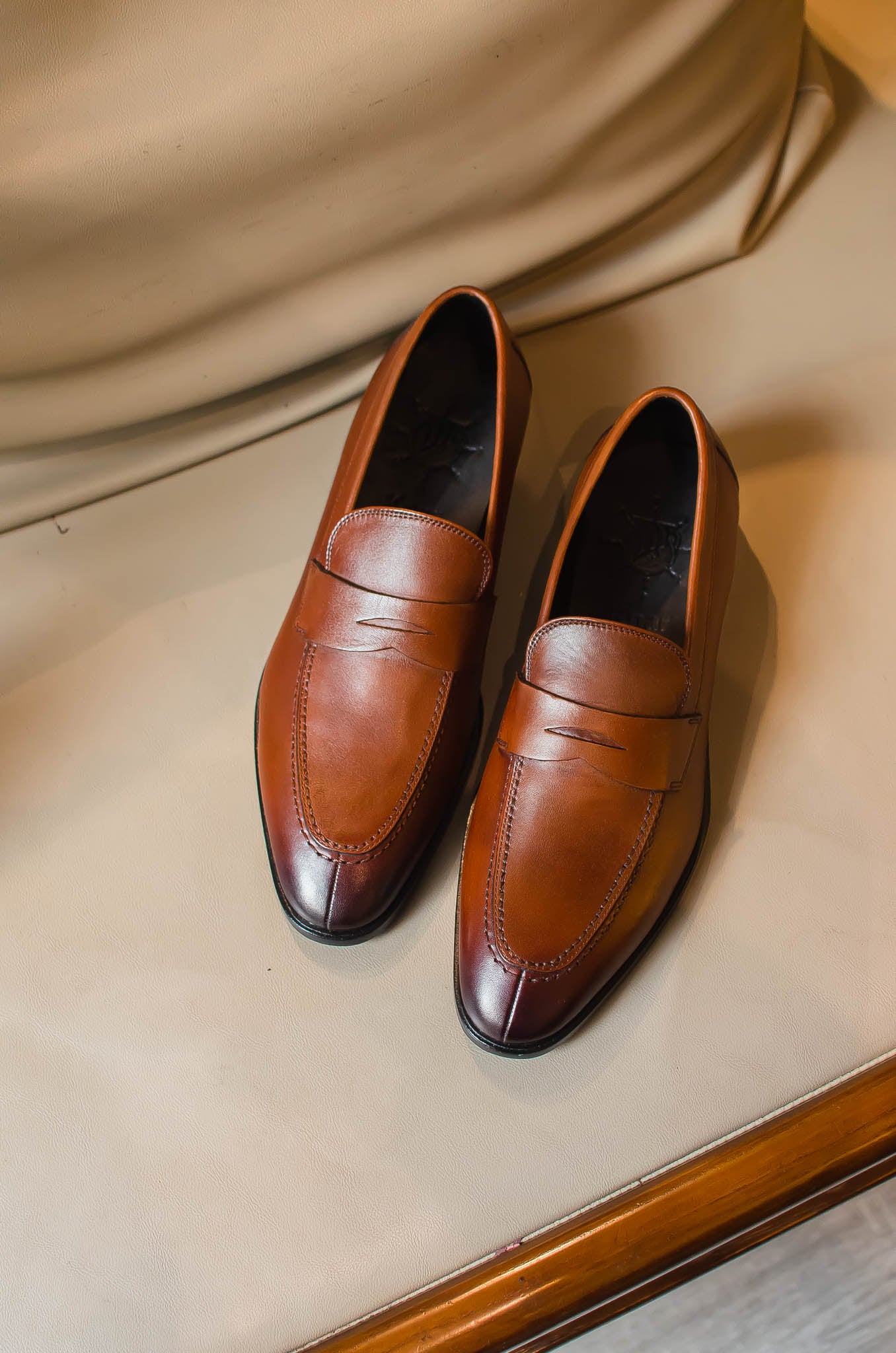 Loafer Men Shoes T 09