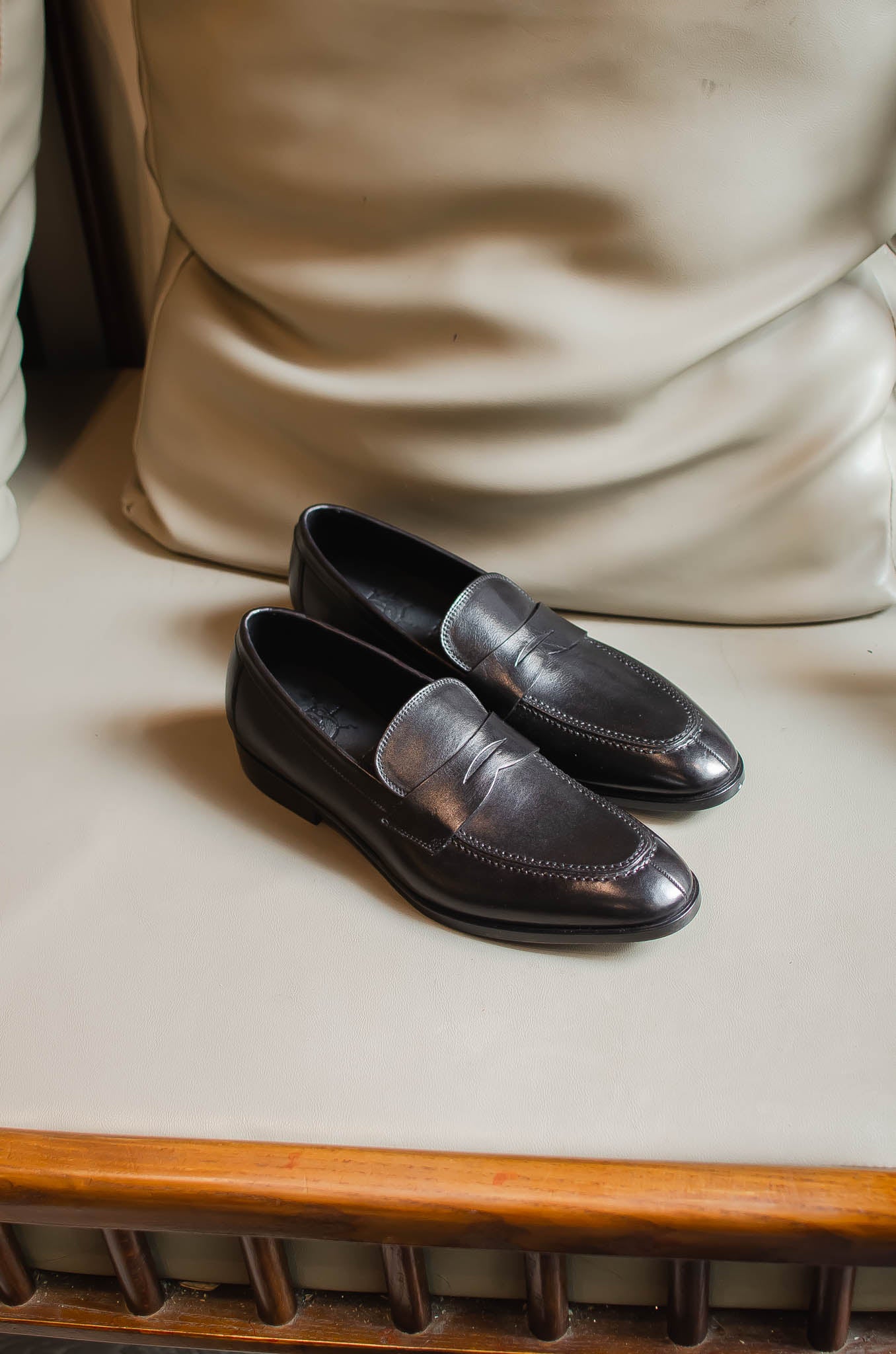Loafer Men Shoes T 09