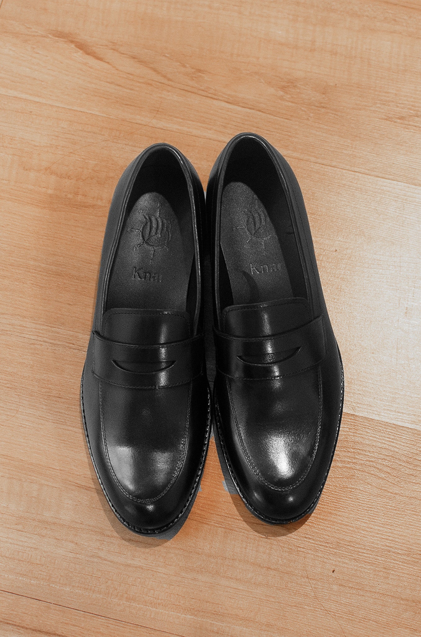 Loafer Men Shoes T 04